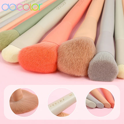 Docolor 17Pcs Makeup Brushes Set Eye Shadow Blush Powder Blending Foundation Cosmetic Brush  With Makeup Sponges And Bag