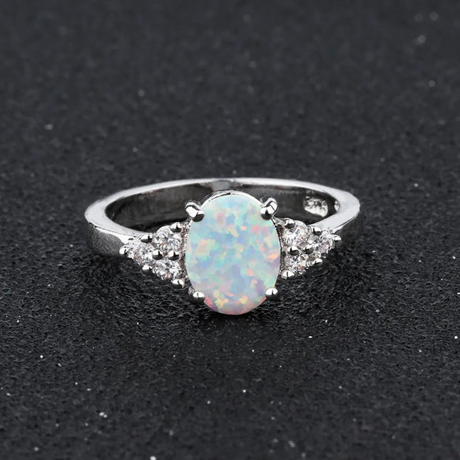 Cute Female White Opal Stone Ring Classic Silver Color Engagement Ring Luxury Crystal Oval Wedding Rings For Women Jewelry