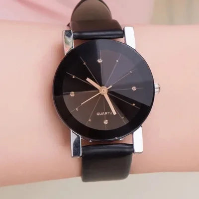 Men Women Leather Strap Line Analog Quartz Ladies Wrist Watches Fashion Couple Watches For Lovers Women's Watches Brand Luxury