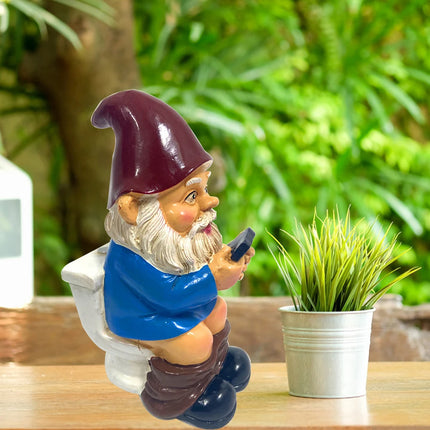 3D Dwarf Toilet Play Phone Statue Garden Gnomes Mini Resin Doll Statue Crafts Outdoor Elf Miniature Garden Dwarf Decoration