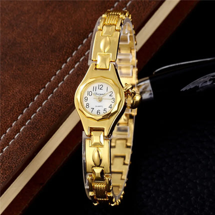 Women's Wristwatch Gold Bracelet Small Dial Elegant Watch with Heart Pendant Female Ladies Stainless Steel Wrist Watch for Women