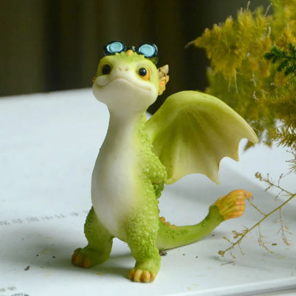 Mini Cute Dragon Ornament Resin Miniature Statue Garden Succulents Crafts For Home Bedroom Teen Room Decoration Creative cute