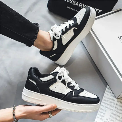 Casual Sneakers 2024 Fashion Leather Men Non-slip Wear-resistant Shoes Women Comfortable Flat Slip-on Couple Shoes Spring Autumn