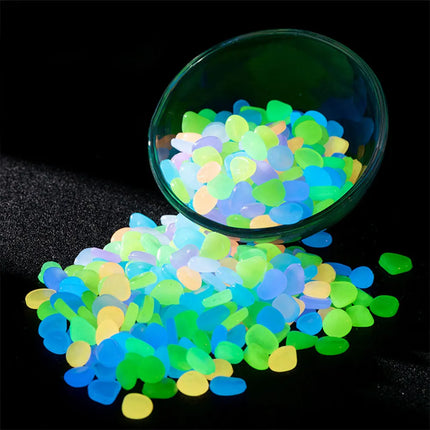 100Pcs Outdoor Decorative Stones Multifunction Glow In The Dark Pebbles Glow in The Dark Rocks Reusable for Aquarium Fish Tank