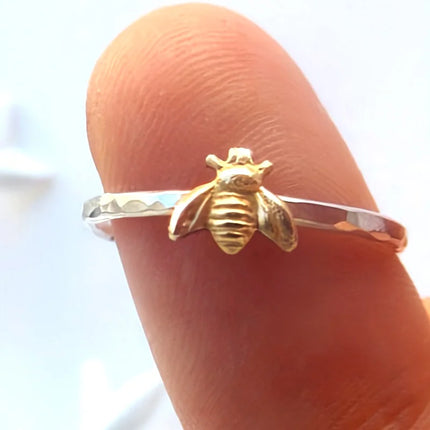 Huitan Dainty Bee Finger Ring Lady All Match Trend Jewelry for Lady Daily Wearable Delicate Design Insect Accessories for Women