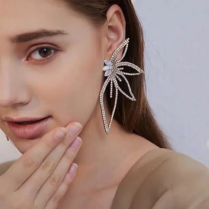 Luxury Fashion Exaggerated Zircon Maple Leaf Flower Stud Earrings for Women Personality Statement Jewelry Gift Pendientes