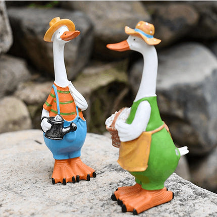 Creative Cartoon Duck Statue Home Garden Courtyard Ornaments Resin Animal Crafts Painted Sculptures Outdoor Decorations