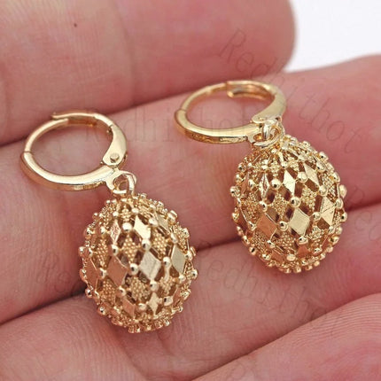 Accessories for Women Vintage Inlaid Hanging Dangle Earrings Classic Creative Metal Carving Pattern Hollow Ball Pendant Earrings