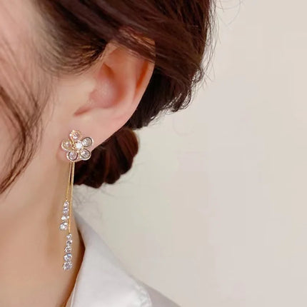 Elegant Floral Drop Earrings - Vintage Style Women's Jewelry