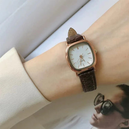 Casual Watch For Women Fashion Leather Watches Antique Simple Ladies Quartz Wristwatches Female Clock Gift Reloj Mujer