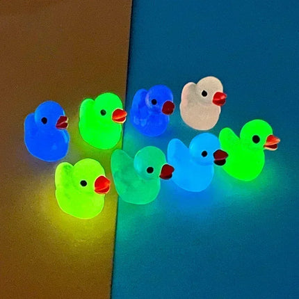 100PCS Mini Fluorescent Yellow Duck Ornament Miniature Figures Tiny Resin Handicraft Micro Landscape DIY Dollhouse Decoration