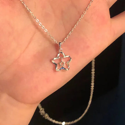 New Design Hollow Flower Stars Necklaces for Women Cute Niche Heart Pendant Clavicle Chain Korean Fashion Aesthetic Jewelry