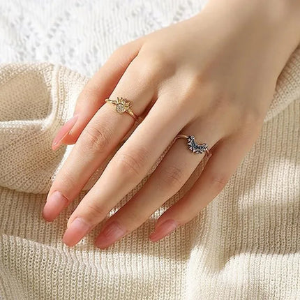 2pc/set Summer Couple Ring Set Sky Blue Sparkling Moon and Sun Ring 2023 New Women's Stackable Finger Set Engagement Jewelry