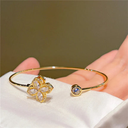 Luxury Rotable Zircon Four Leaf Grass Gold Color Copper Open Bracelets for Women New Fashion Advanced Wedding Party Jewelry Gift