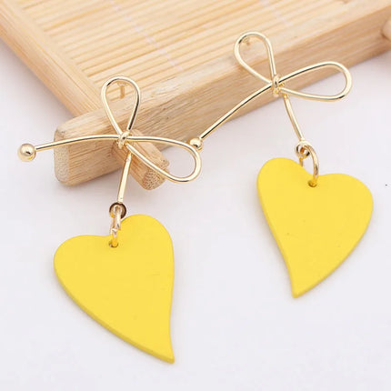 Vibrant Zinc Alloy Drop Earrings with Geometric Patterns for Stylish Women