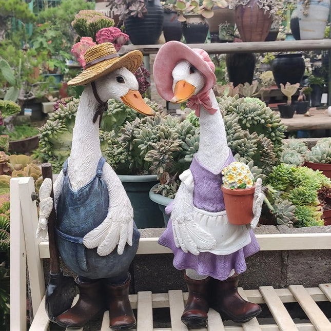 Creative Cartoon Duck Statue Home Garden Courtyard Ornaments Resin Animal Crafts Painted Sculptures Outdoor Decorations