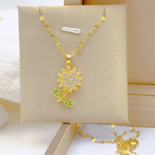 Classic and Charming Micro-embellished Sunflower Necklace, Fashionable and Luxurious, Stainless Steel Clavicle Chain