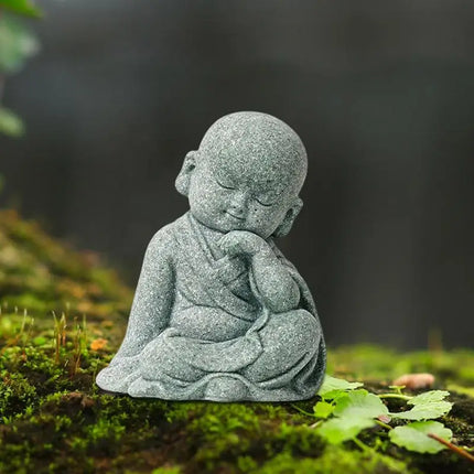 Little Buddhist Monks Figurine Buddha Stone Statue Tibetan Buddhism Zen Monk Garden Ornament Meditation Home Aquarium Decoration