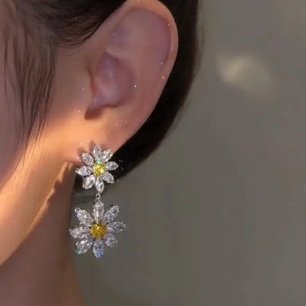 Sparkling Crystal Daisy Drop Earrings For Women Temperament Shiny Zircon Opal Flower Leaves Dangle Earring Party Wedding Jewelry