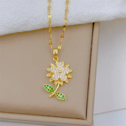 Classic and Charming Micro-embellished Sunflower Necklace, Fashionable and Luxurious, Stainless Steel Clavicle Chain