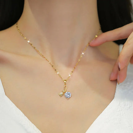 Fashionable and Cute Micro-paved White Jewelry Necklace, Classic Romantic Rose Light Luxury Stainless Steel Pendant