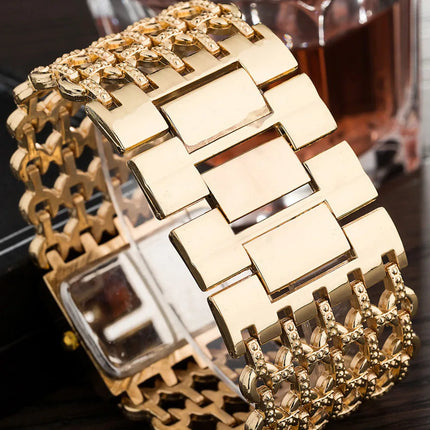 UTHAI W29 New Watch For Women Fashion Light luxury Square Diamond Quartz Watches Clock Lady's Gold Stainless Steel Bracelet