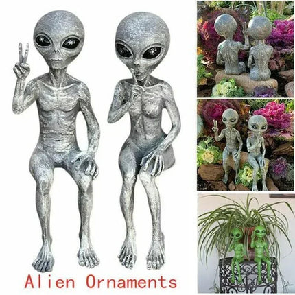 Outer Space Alien Ornaments Garden Resin Statue Figurine Home Decoration Gift Garden Decoration Outdoor Garden Statues