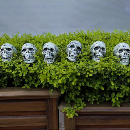 6Pcs Simulation Human Skull Head Ghost Garden Doors Hanging Courtyard Pendant Ornament for Home Bar Halloween Party Decorations