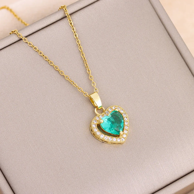 New Cute 3 Colors Ice Flower Heart Pendant Women Necklaces Trendy Sweet Sexy Female Stainless Steel Neck Chain Jewelry Wholesale