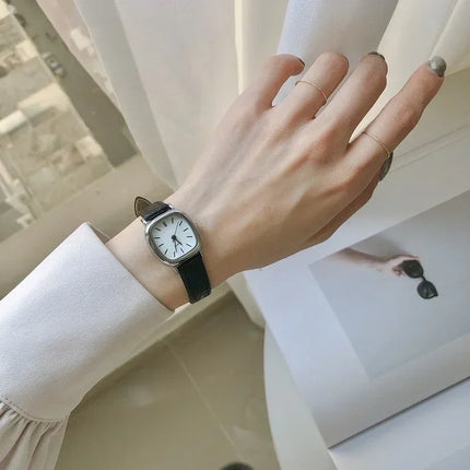 High Quality Ladies Casual Bracelet Watches Women's Simple Vintage Watches for Women Dial Wristwatch Leather Strap Wrist Watch