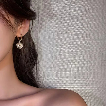 Elegant Celebrity Fireworks Drop Earrings in Korean Style - Wholesale Fashion Jewelry for Women's Party